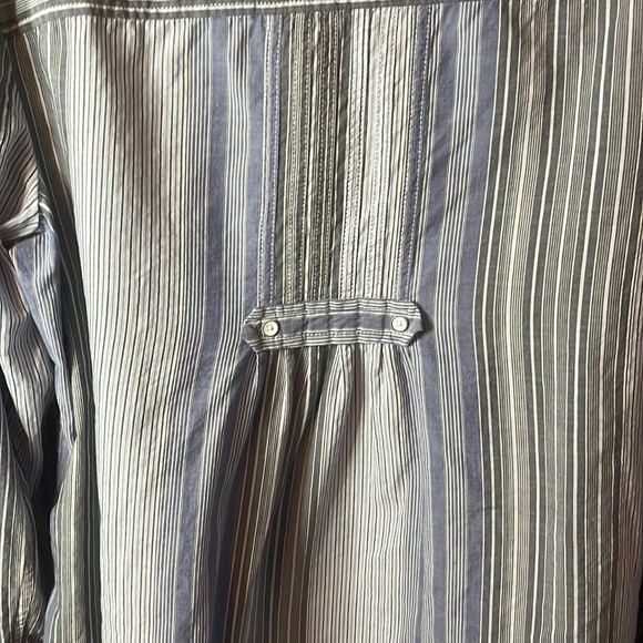 Tommy Hilfiger Women's Blue/Periwinkle Striped Long Sleeve Button-Up Shirt XL - Picture 8 of 12